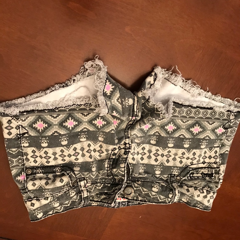 cute skull and hearts shorts